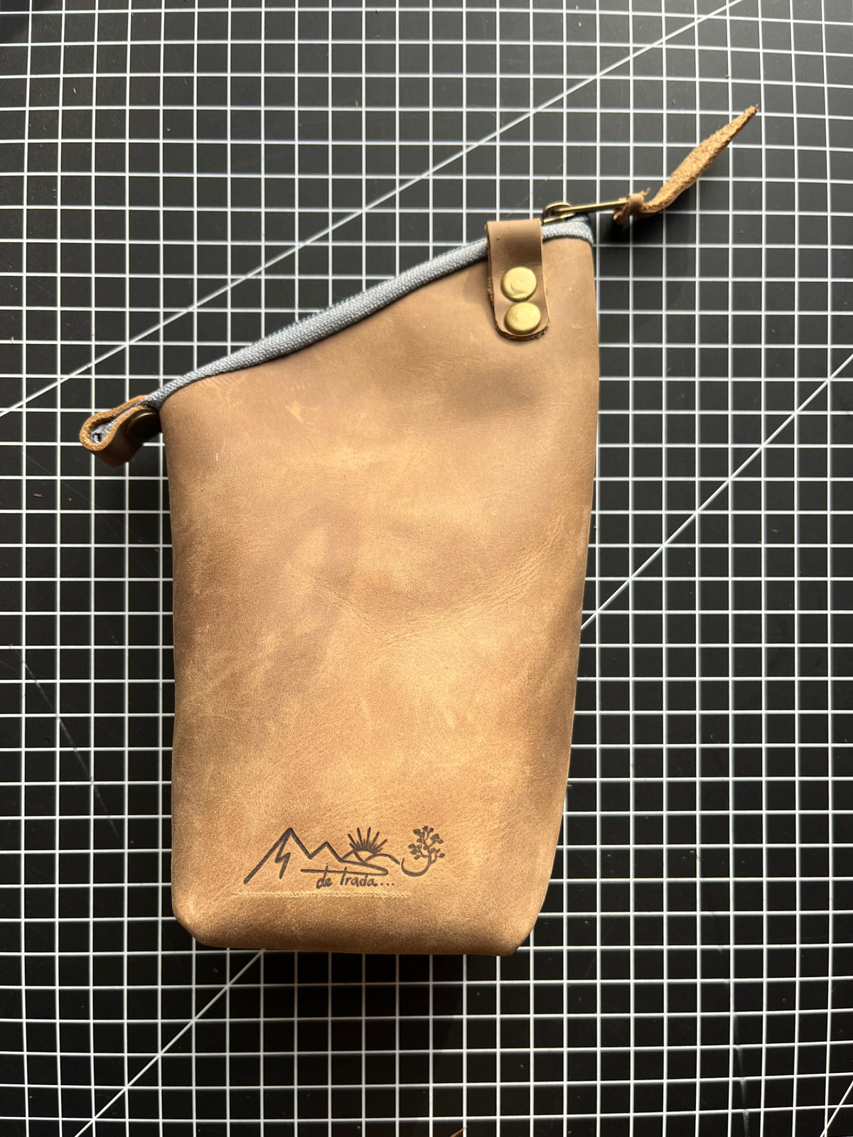 Yerbero de Cuero Artesanal | Porta Yerba 500g